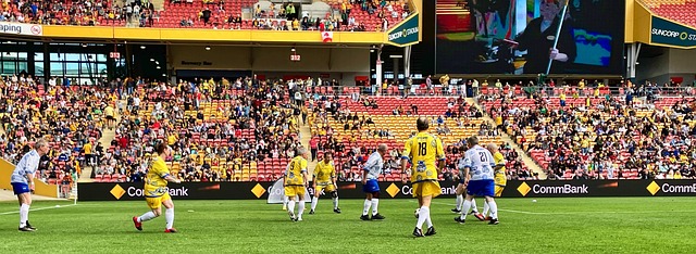 日本队惊人表现引发争议，国足前景堪忧.